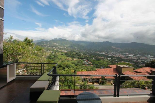 We sell penthouses and Santa Ana and Escazu with magnificent views